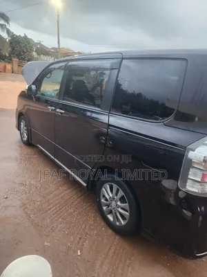 Toyota Voxy X L Edition 2WD 8-Seater 2013 Matt Black