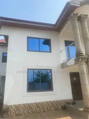 4bdrm House in Greenfield, Amrahia for sale