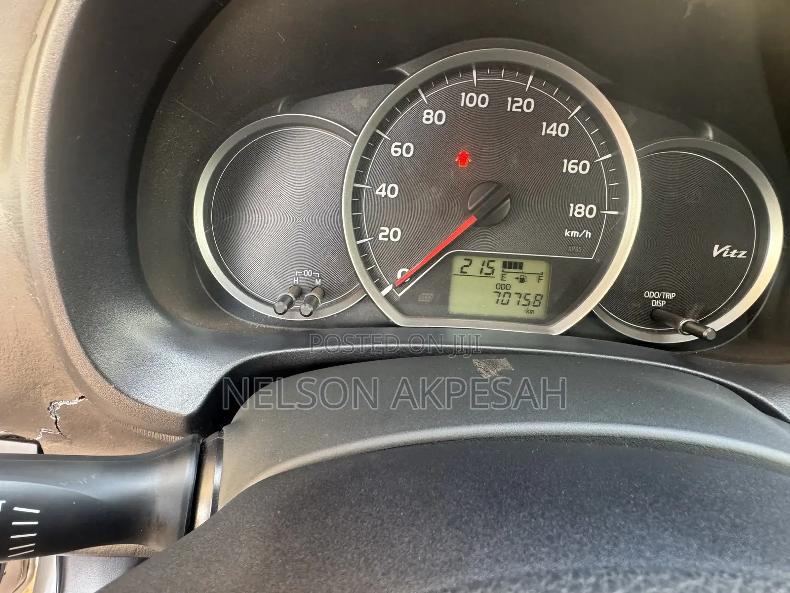 Toyota Vitz 1.0 FWD 5dr 2012 Gray