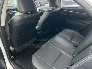 Toyota Corolla Altis 2017 White