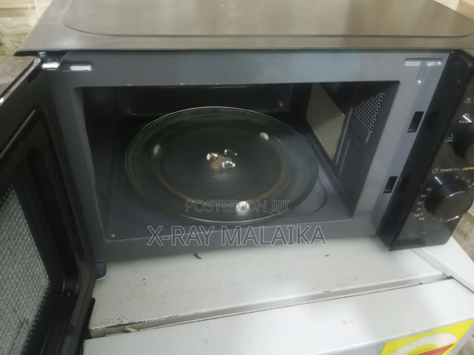 3 Weeks Used Microwave for Sale