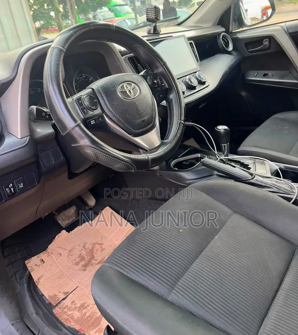 Toyota RAV4 2018 Brown