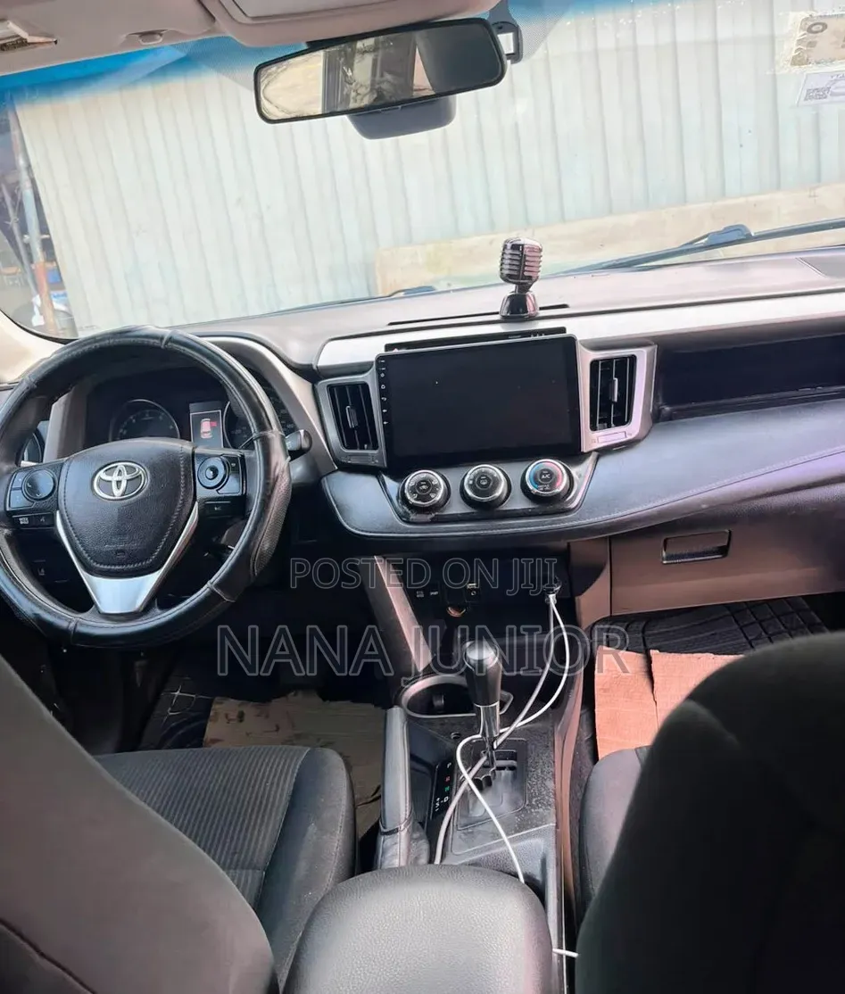 Toyota RAV4 2018 Brown