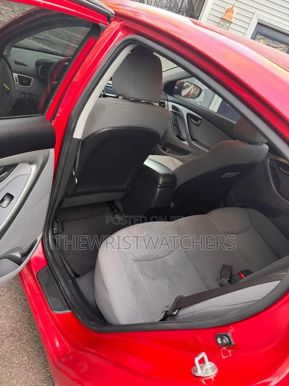 Hyundai Elantra Limited Sedan FWD (1.8L 4cyl 6A) 2016 Red