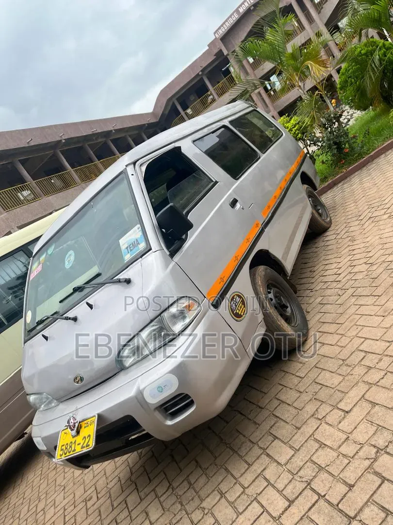 Hyundai H-100 2002 Grey