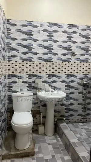 1bdrm Apartment in Royal Homes Gh, East Legon for rent