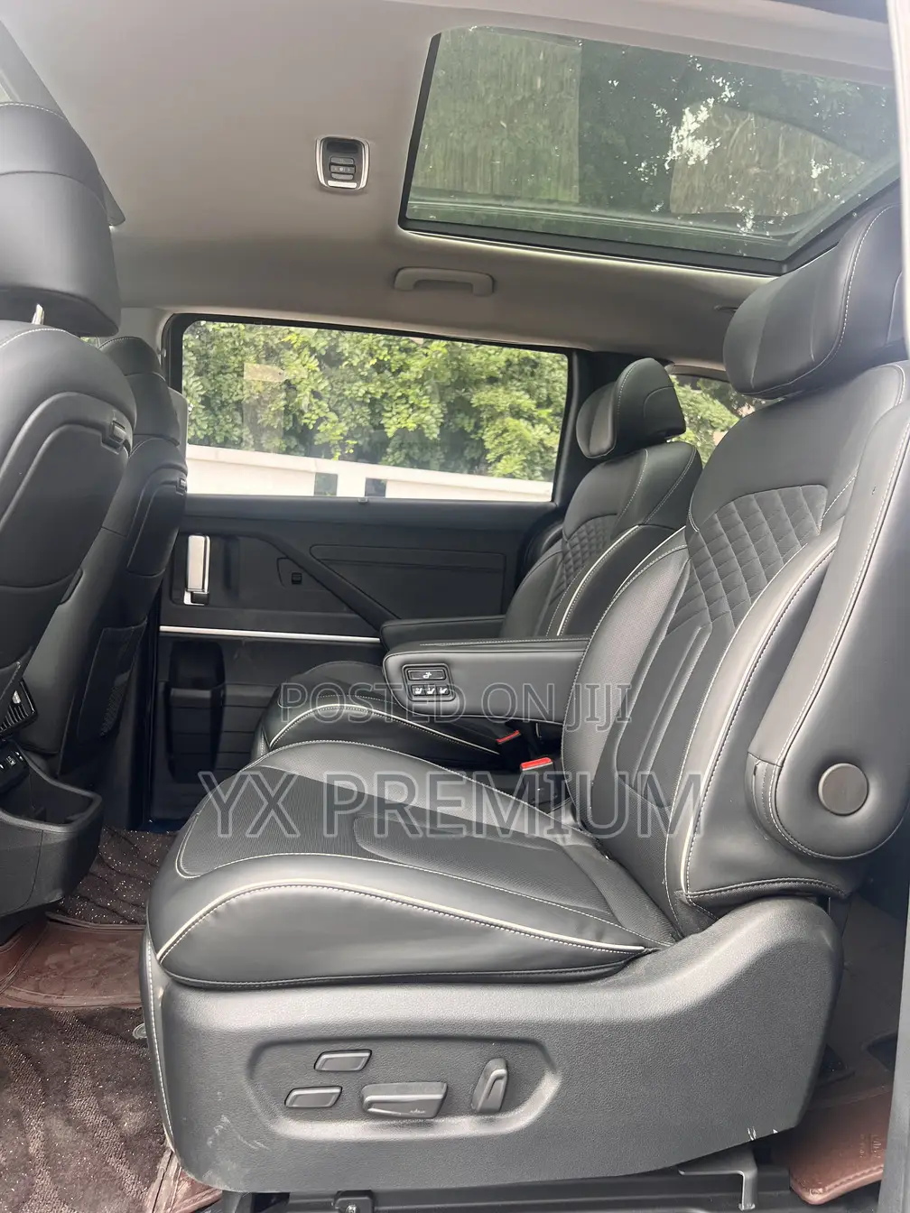 Hyundai Custin 2.0 Petrol FWD 2022 Gray