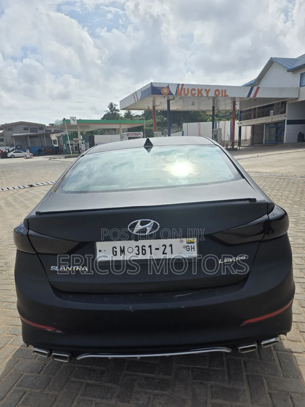 Hyundai Elantra 2017 Black