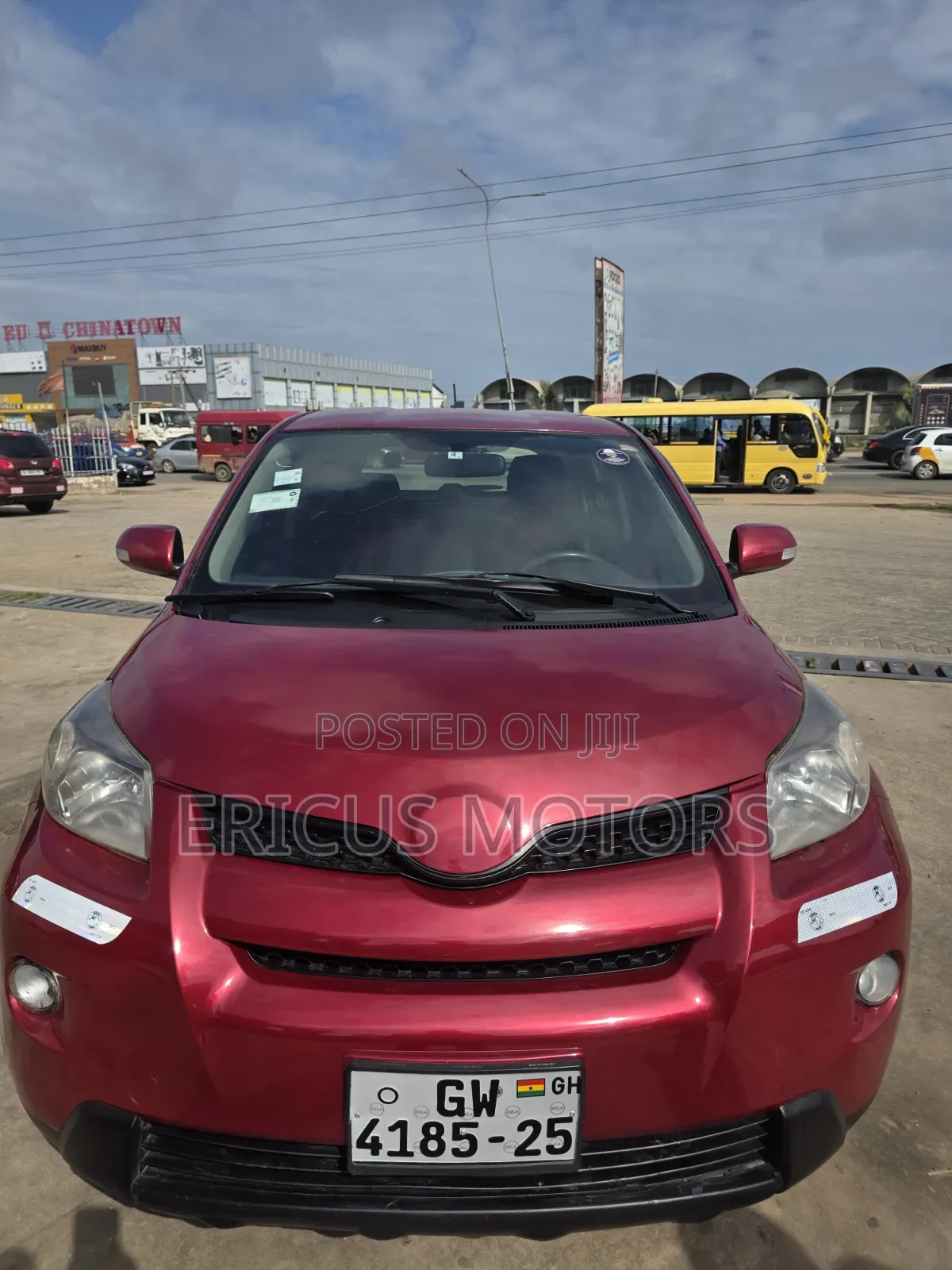 Scion xD Base 2009 Red