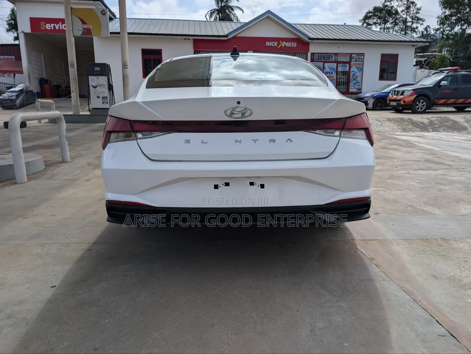 Hyundai Elantra SEL 2021 White