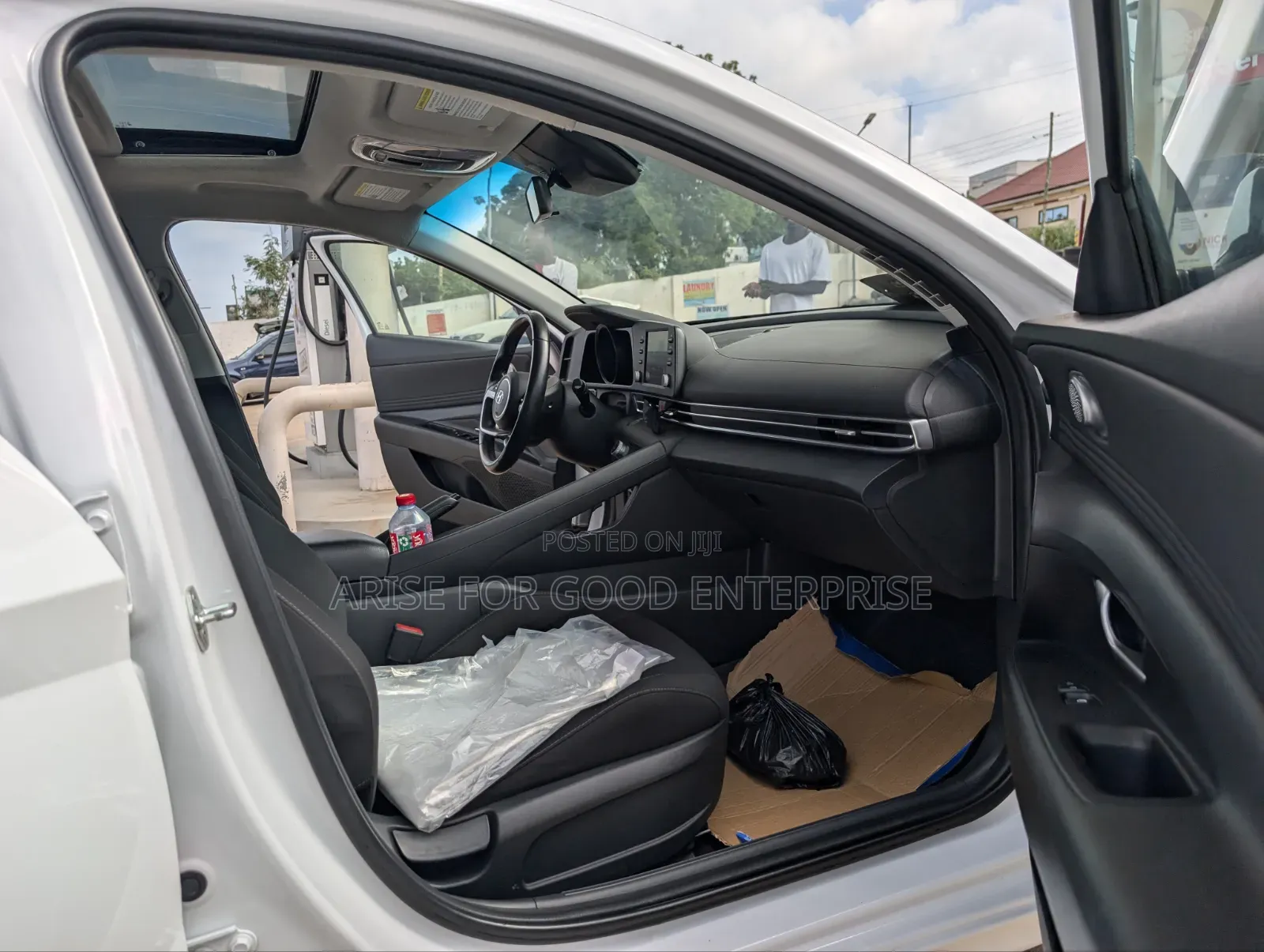 Hyundai Elantra SEL 2021 White