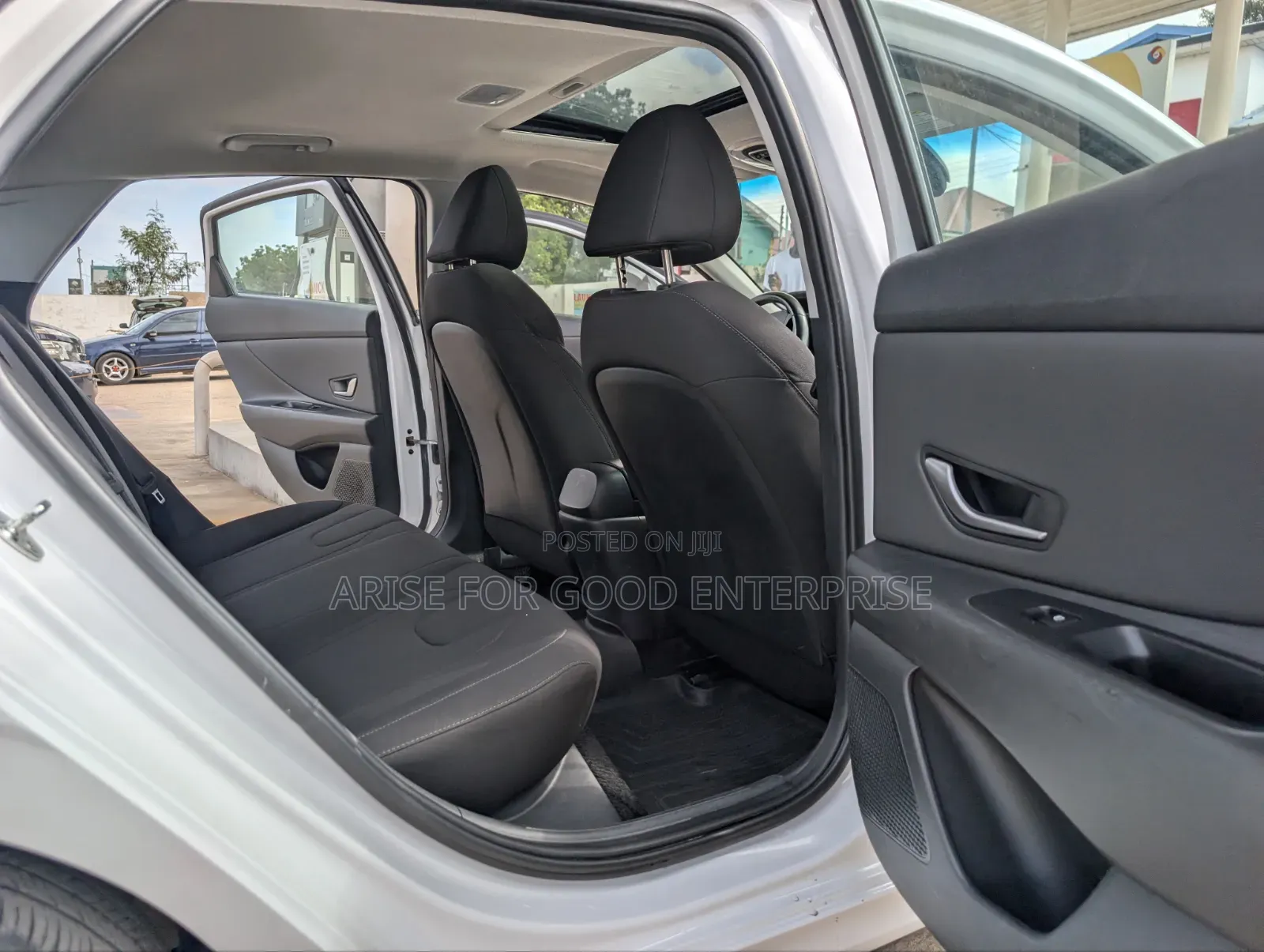 Hyundai Elantra SEL 2021 White