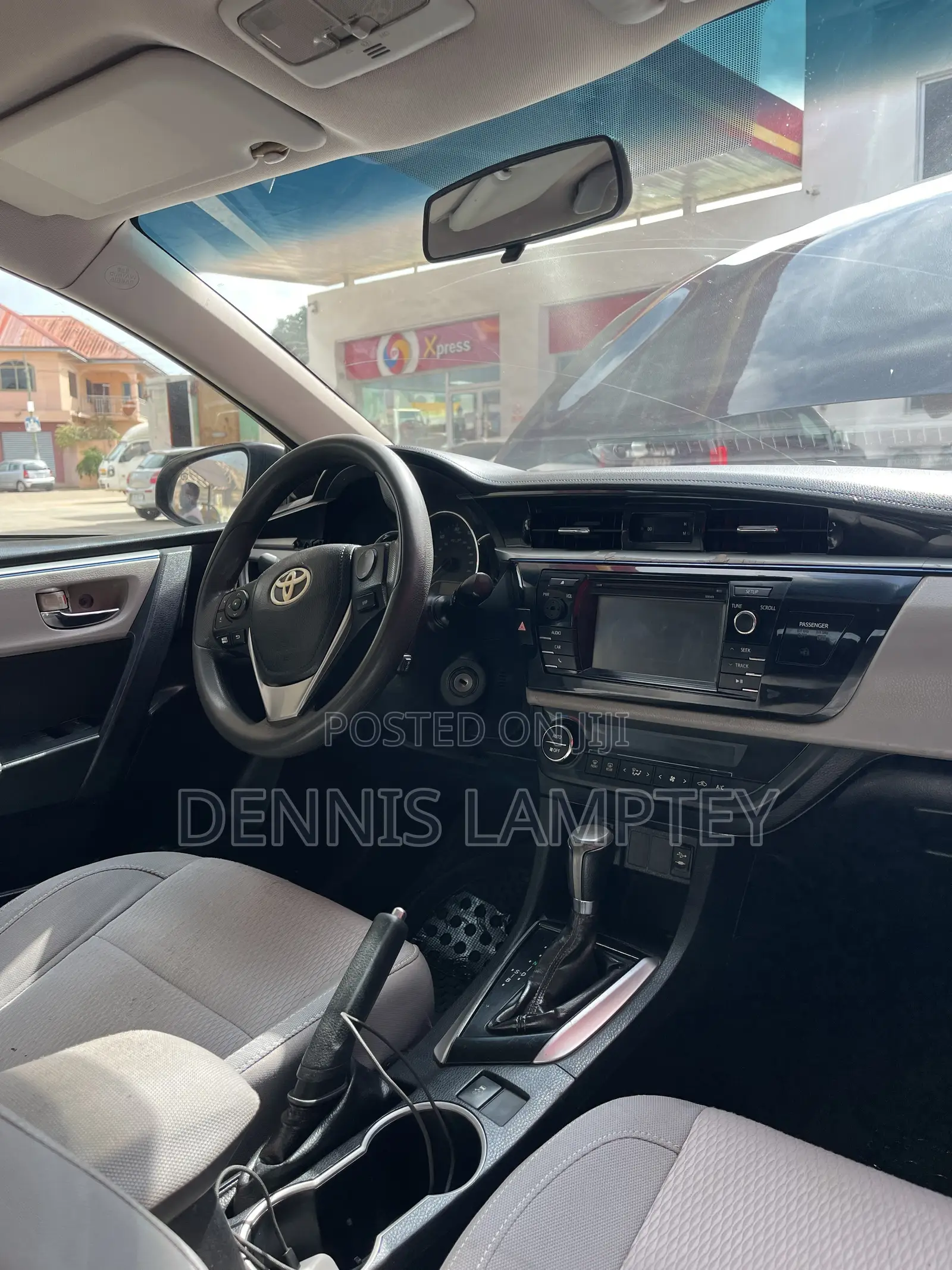Toyota Corolla 2015 Black