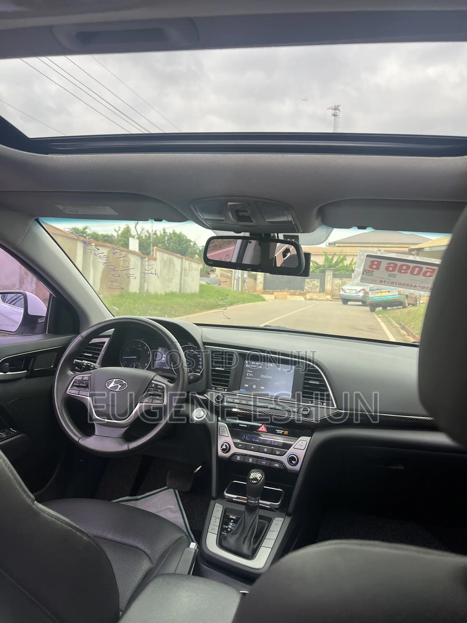 Hyundai Elantra 2017 White