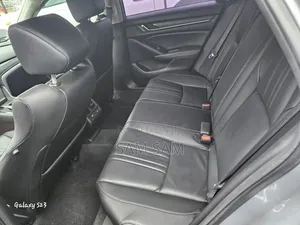 Honda Accord 2019 Silver