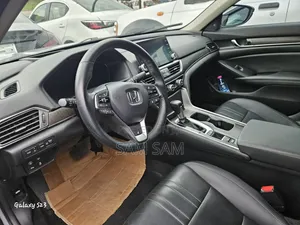 Honda Accord 2019 Silver