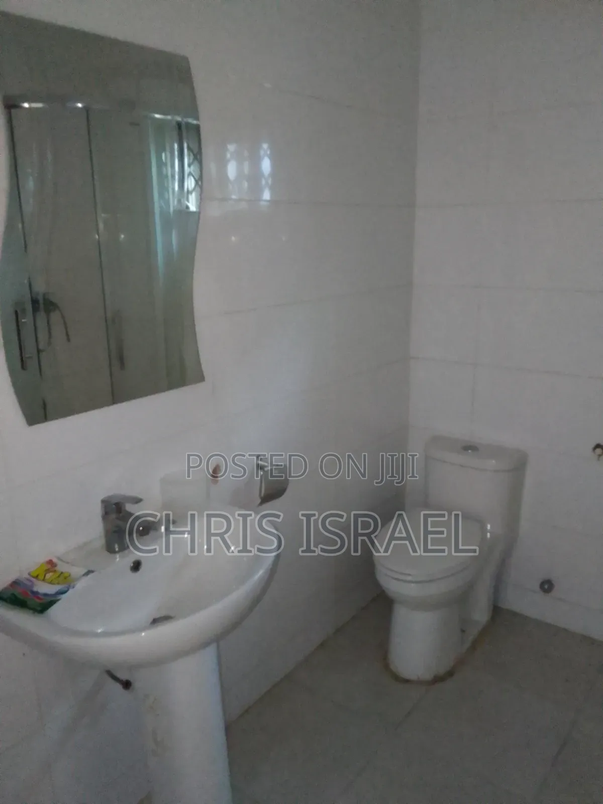 4bdrm House in Oyibi Estate Malejor for rent