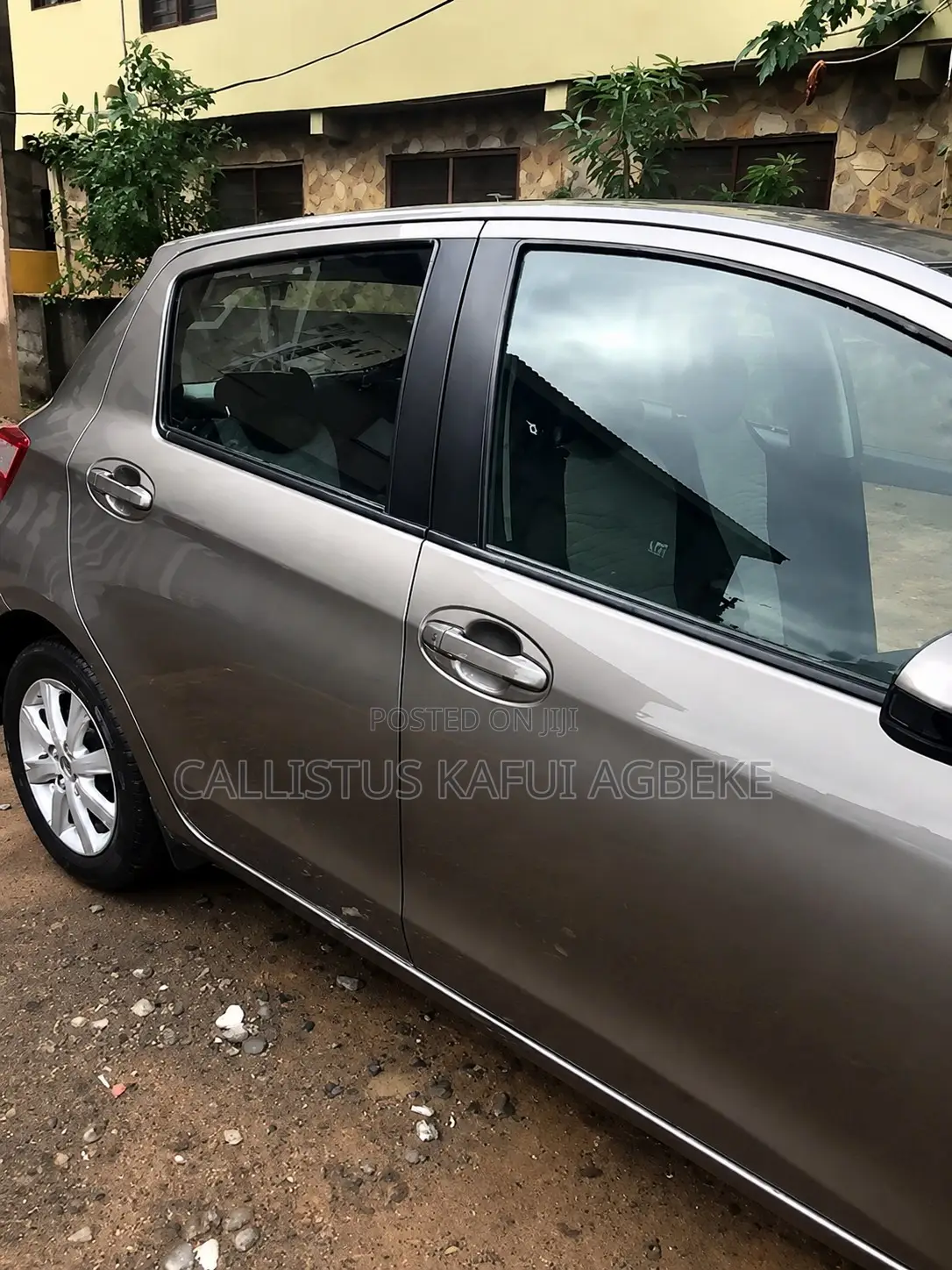 Toyota Yaris 2017 Gold
