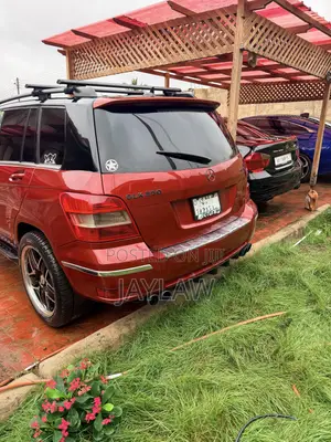 Mercedes-Benz GLK-Class 350 4MATIC 2010 Red