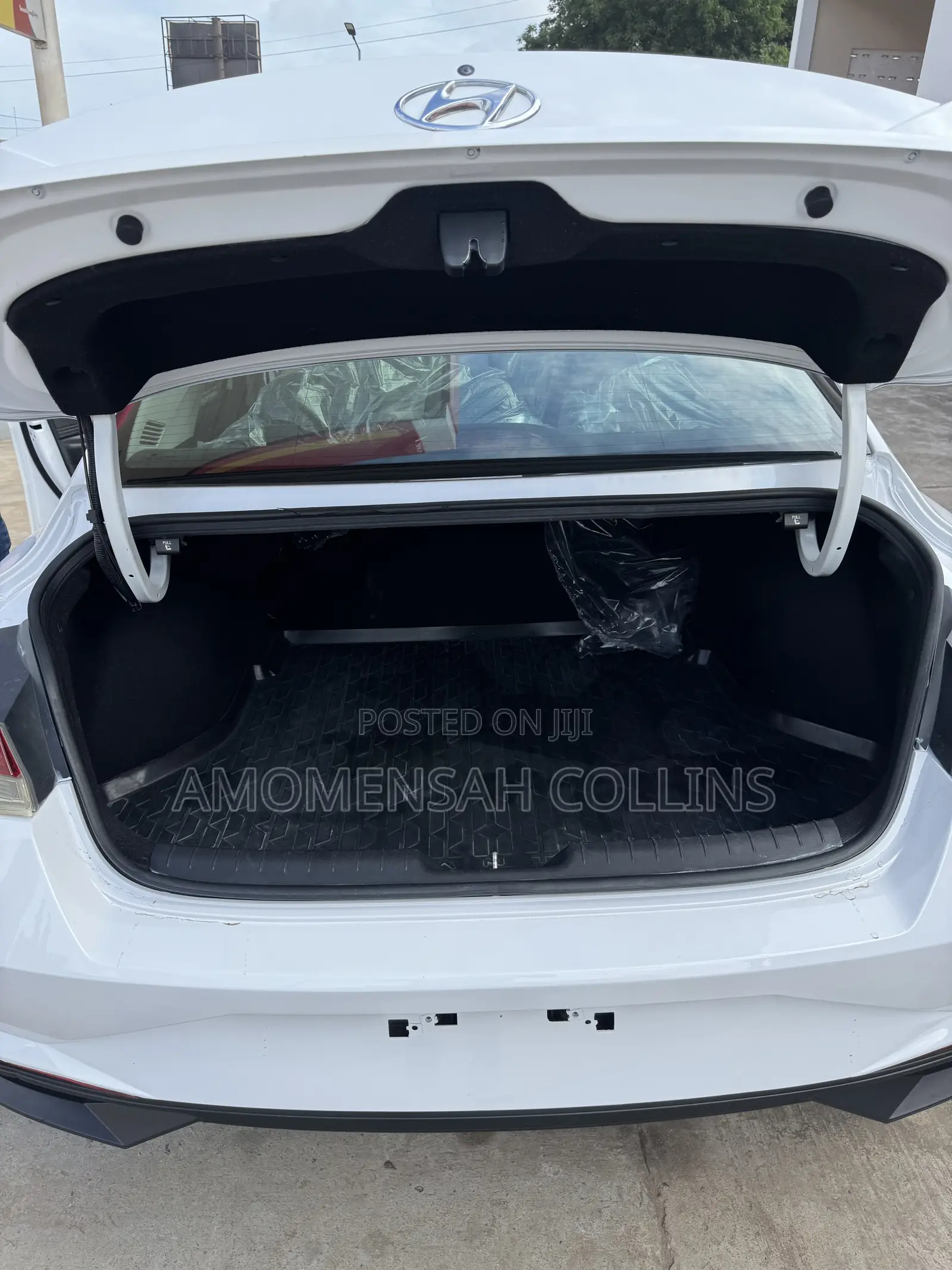 Hyundai Elantra SEL 2021 White