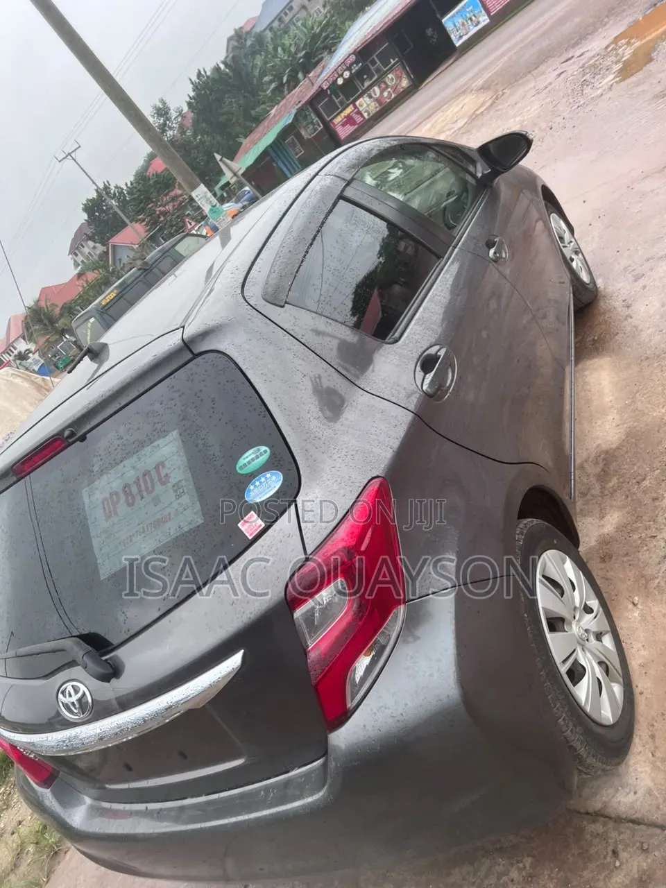 Toyota Vitz 2015 Brown