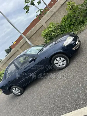 Nissan Sunny 2012 Blue