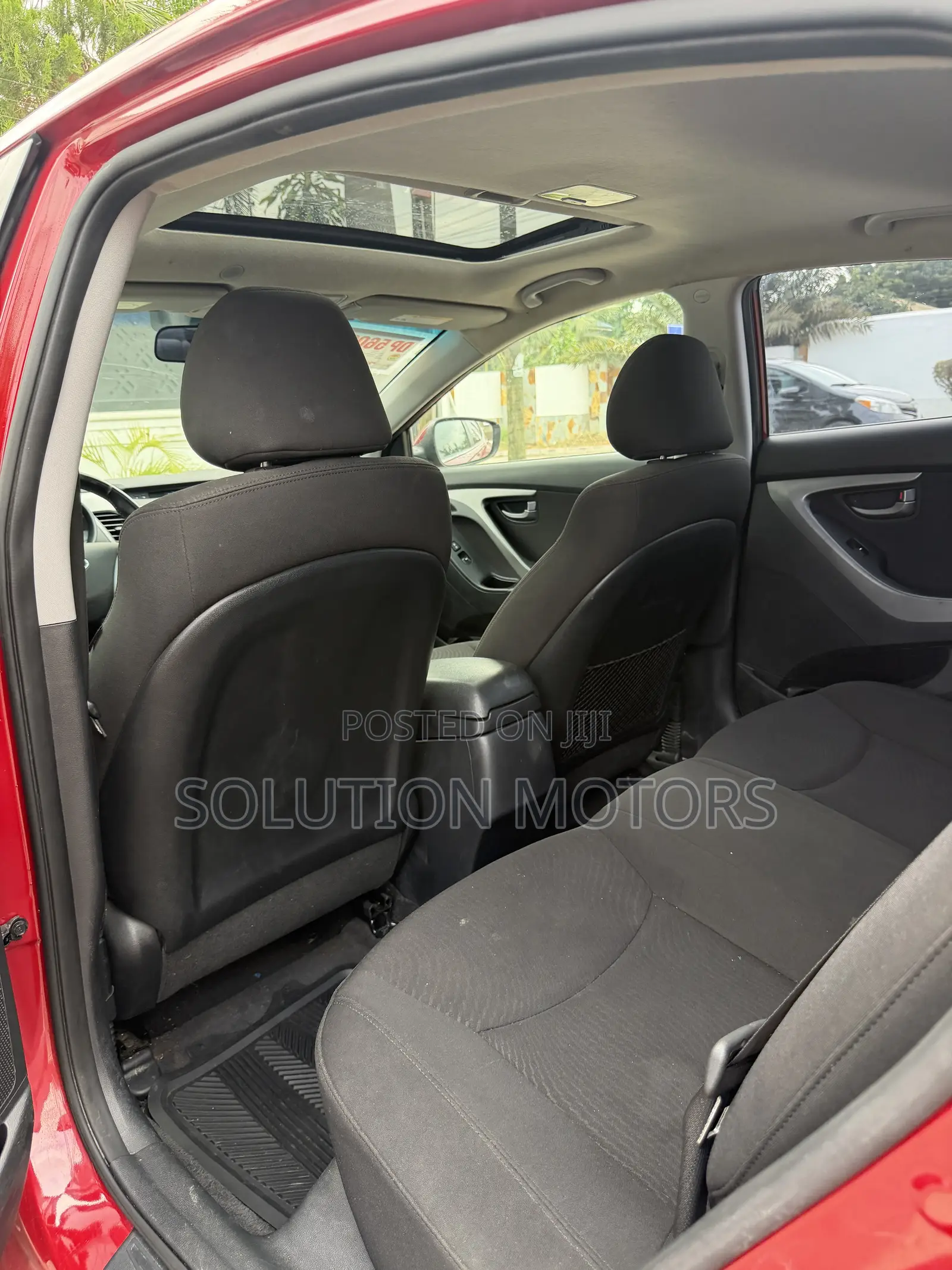 Hyundai Elantra 2015 Red