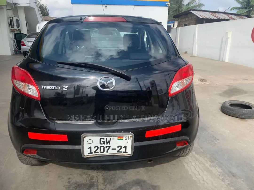 Mazda 2 2014 Black