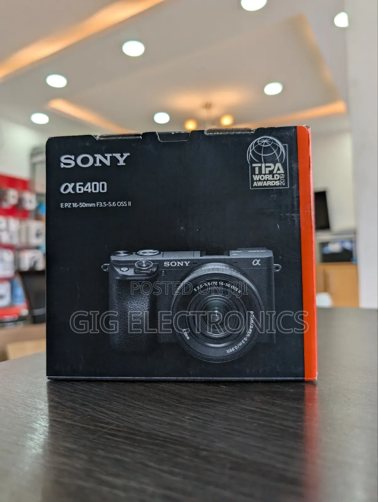 Sony A6400 Mirrorless Camera With 16-50mm F/3.5-5.6 II Lens