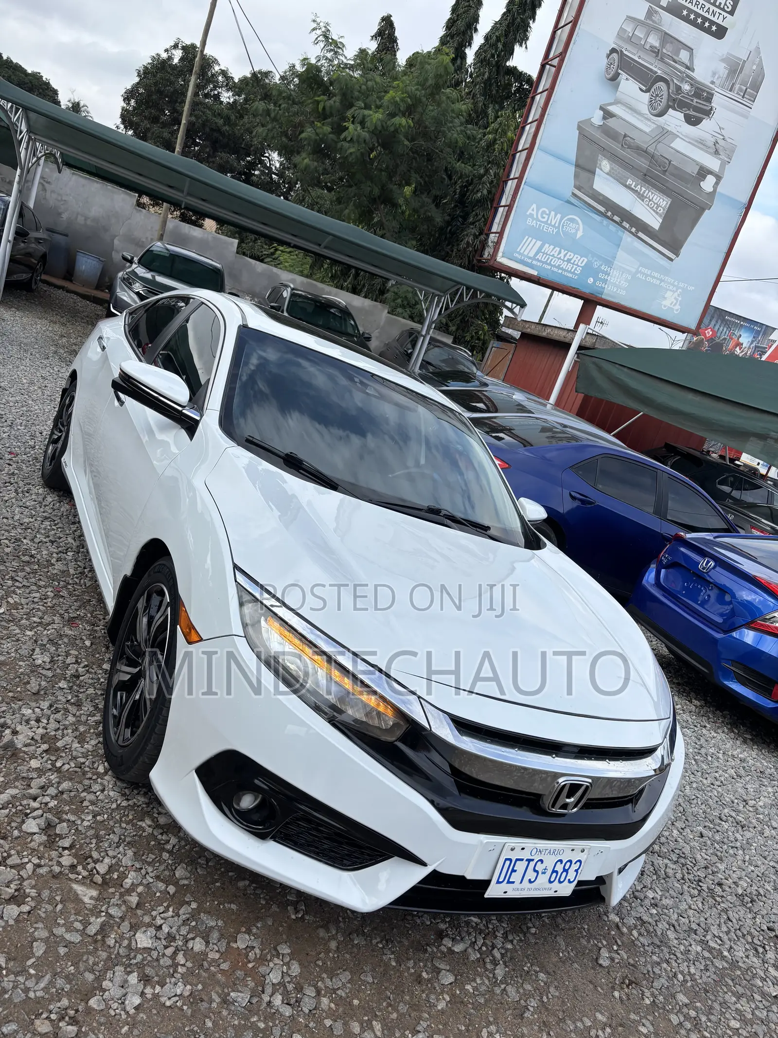 Honda Civic Touring 4dr Sedan (1.5L 4cyl) 2016 White