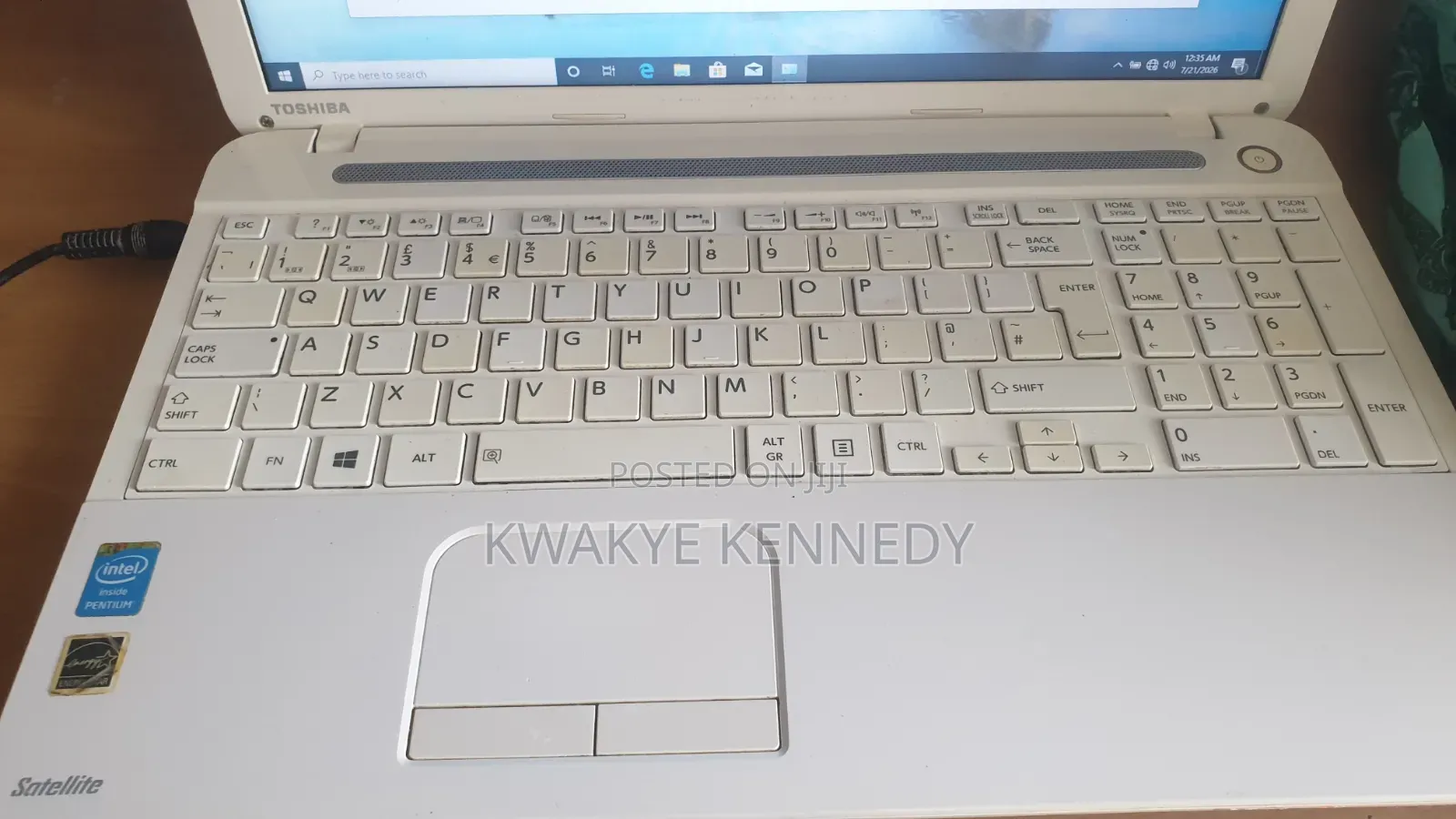 Laptop Toshiba Satellite C55 4GB Intel Core 2 Duo HDD 250GB