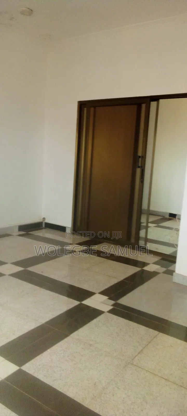 1bdrm Apartment in Coastal, Baatsona Total for rent