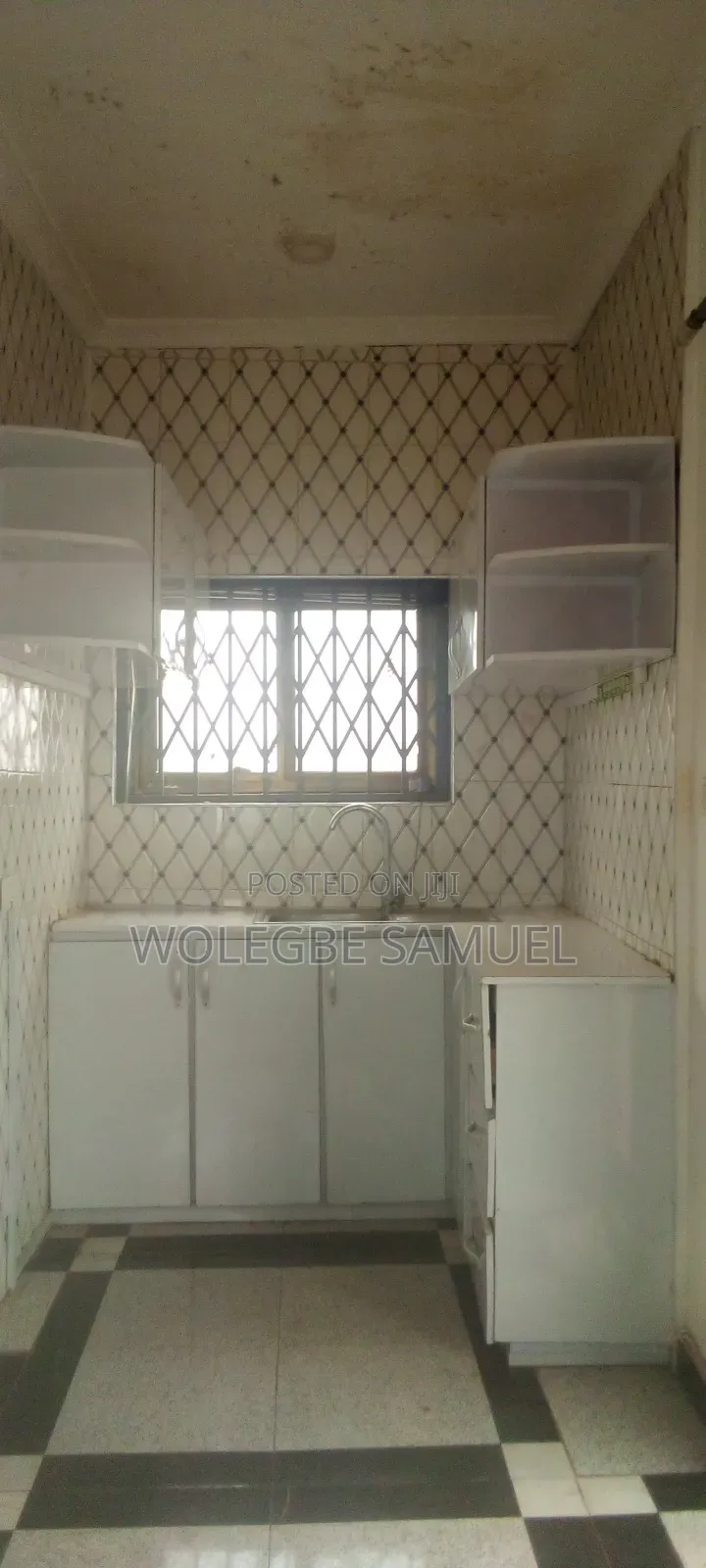 1bdrm Apartment in Coastal, Baatsona Total for rent