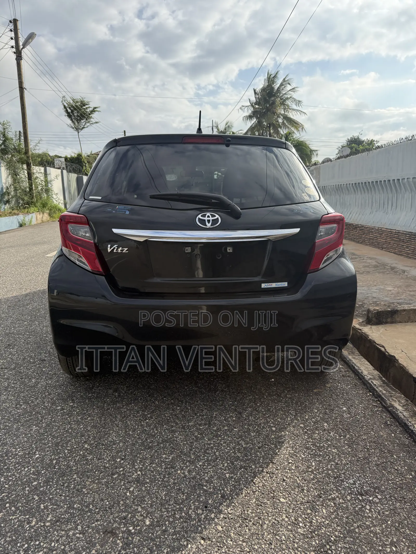 Toyota Vitz 2015 Black