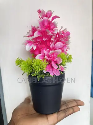 Artificial Flower Pot (Black Pot)