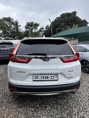 Honda CR-V Touring AWD 2019 White