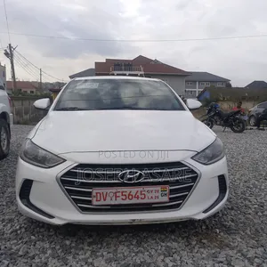 Hyundai Elantra 2017 White