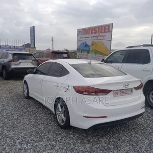 Hyundai Elantra 2017 White