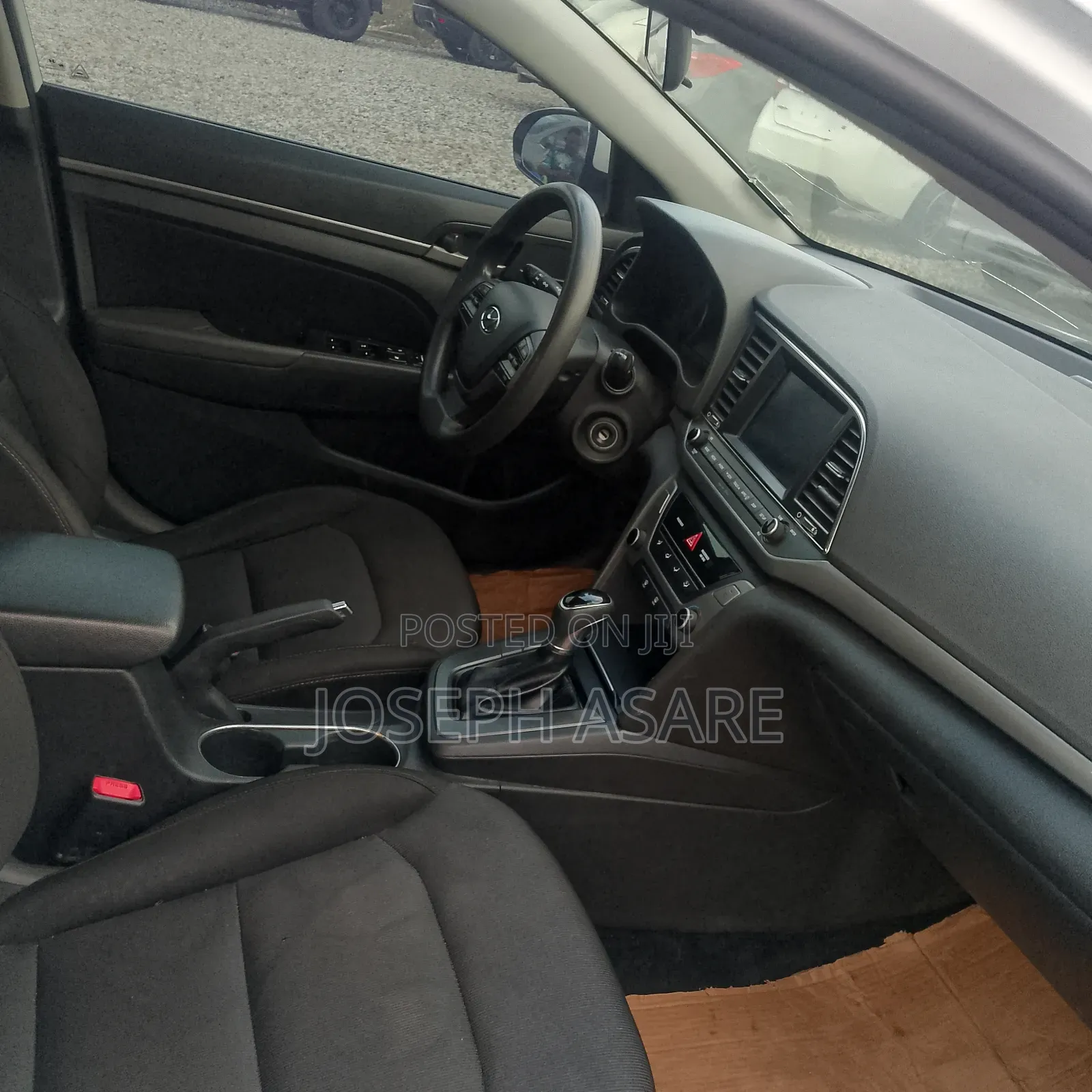 Hyundai Elantra 2017 White