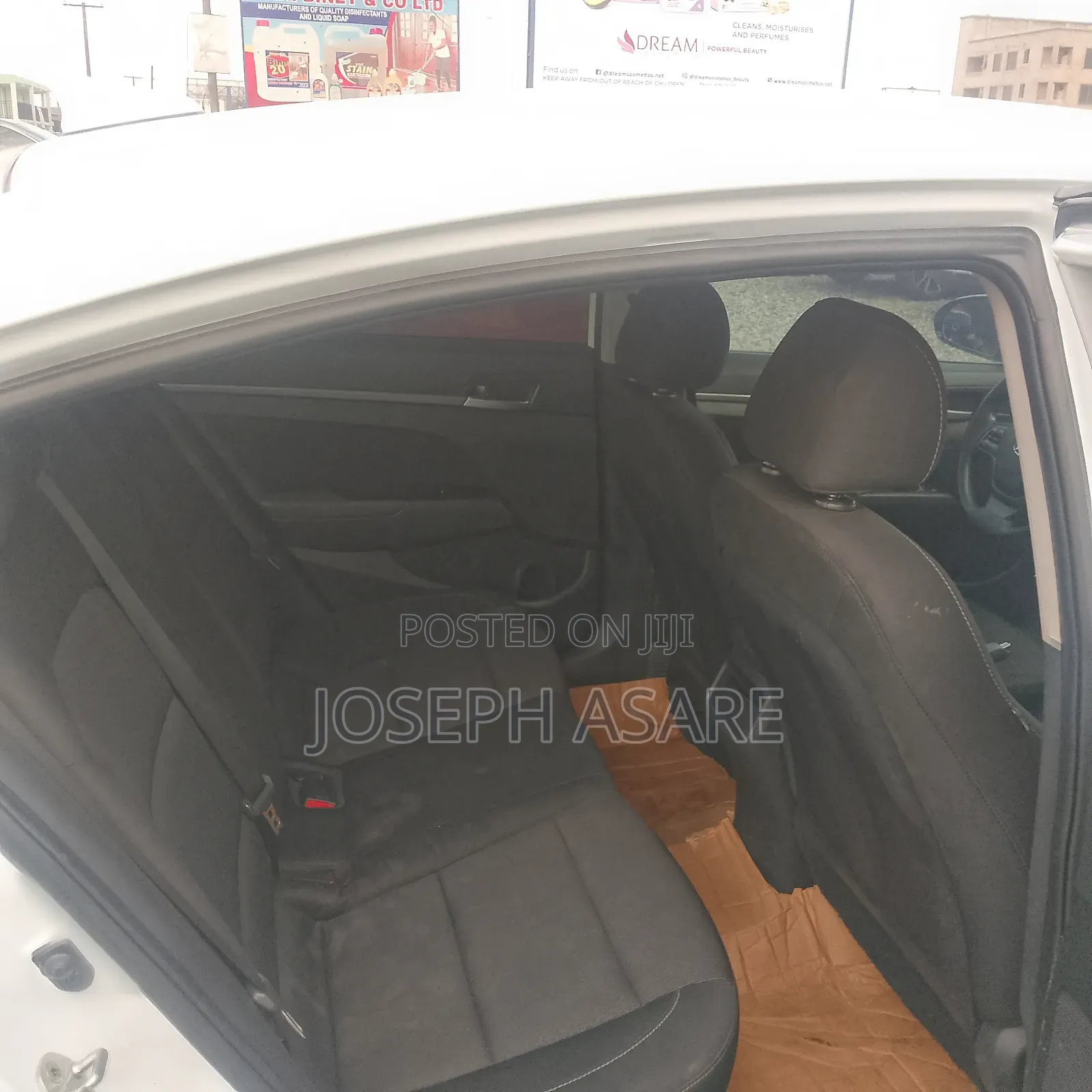 Hyundai Elantra 2017 White