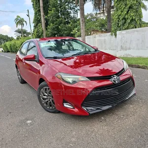 Toyota Corolla 2018 Red