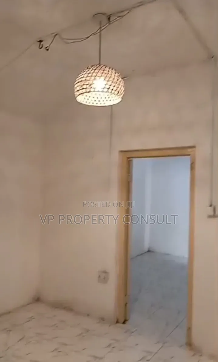 1bdrm Apartment in South Labadi Estate, Estates for rent