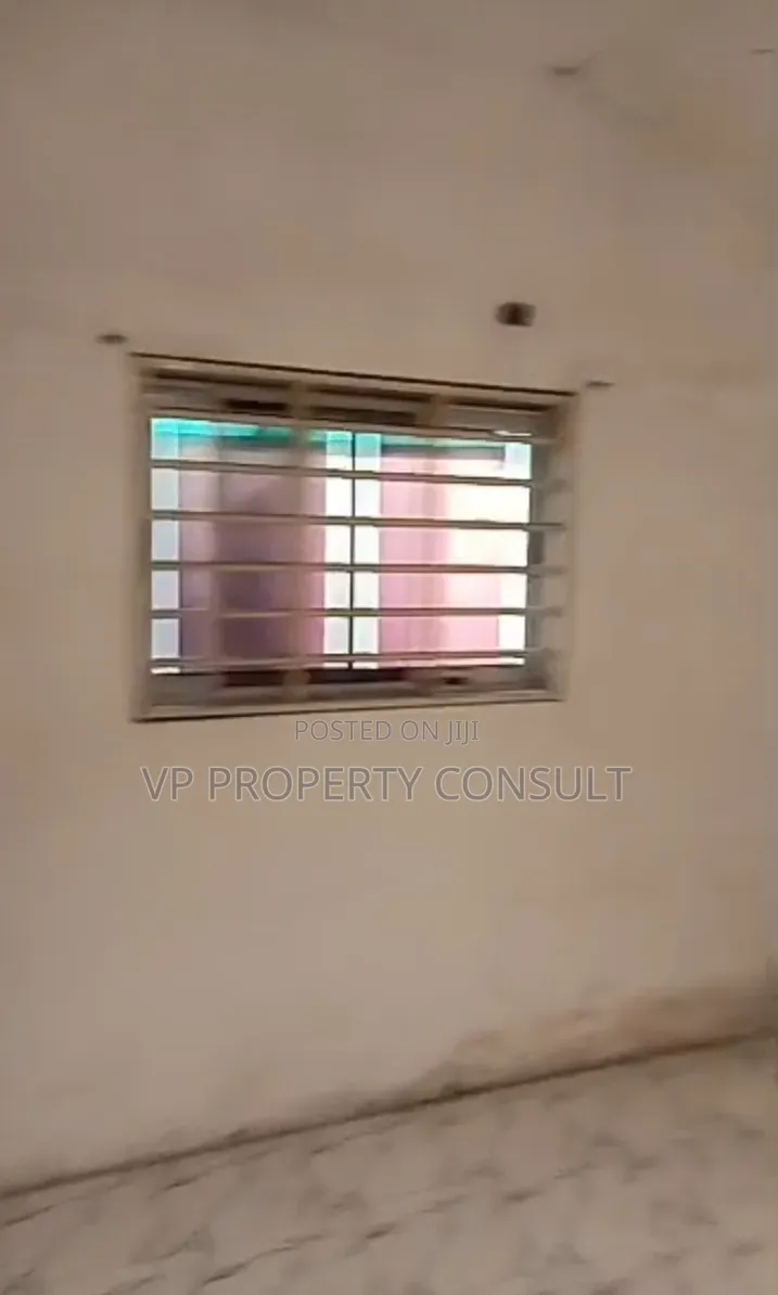1bdrm Apartment in South Labadi Estate, Estates for rent