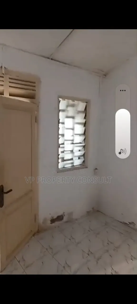 1bdrm Apartment in South Labadi Estate, Estates for rent