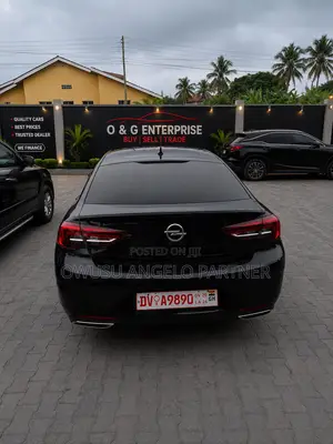 Opel Insignia 2022 Black