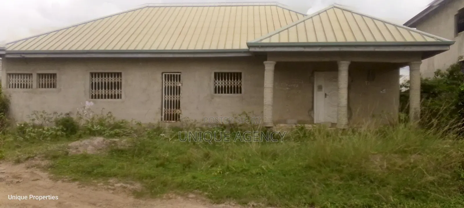 3bdrm Bungalow in Main Station for sale