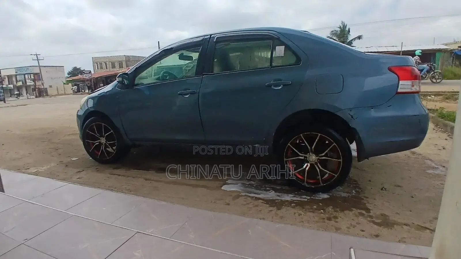 Toyota Belta 2012 Blue