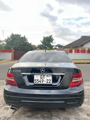 Mercedes-Benz C250 2014 Black