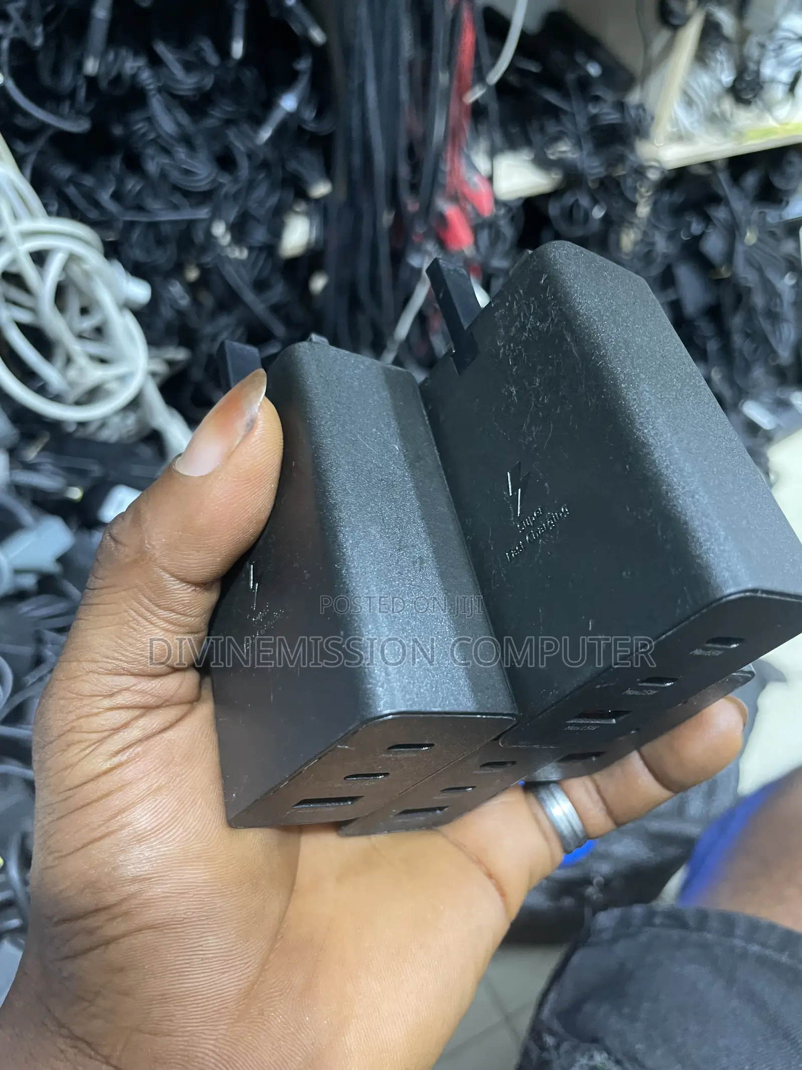 Skyhost Super Fast Charger for Type C Phones, 2 Type C Ports 65w, 25w