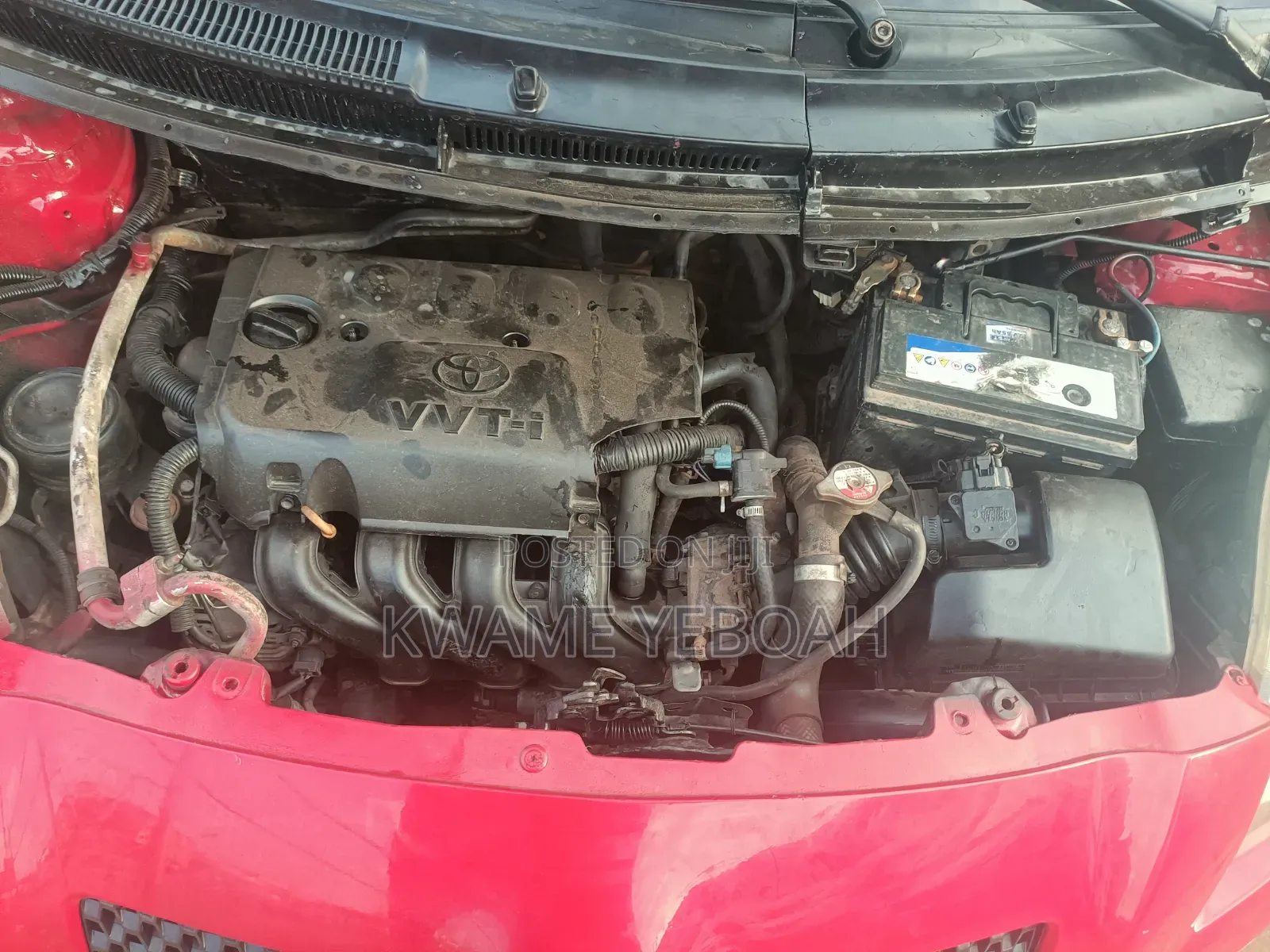 Toyota Yaris Base Hatchback 5dr 2010 Red